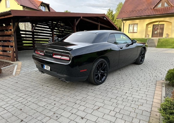 Dodge Challenger cena 103700 przebieg: 89000, rok produkcji 2016 z Wieliczka małe 466